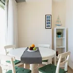 Front Line With Terrace By Canariasgetaway * 大加那利岛拉斯帕尔马斯